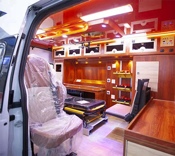 萨迦县车辆内部展示